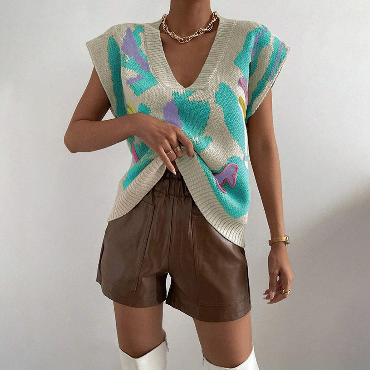 Elara Floral Jacquard Vest